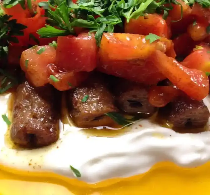 Chef Köfte - İzmir Mekan Rehberi