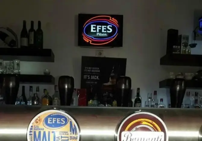 Lost Cafe & Restaurant - İzmir Mekan Rehberi