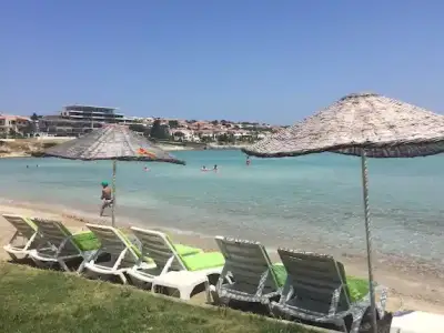 Quente Beach Club fotoğraf 1 - İzmir Mekan Rehberi