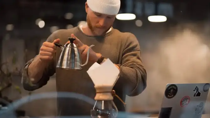 IS MORE Cafe & Roastery Bostanlı - İzmir Mekan Rehberi