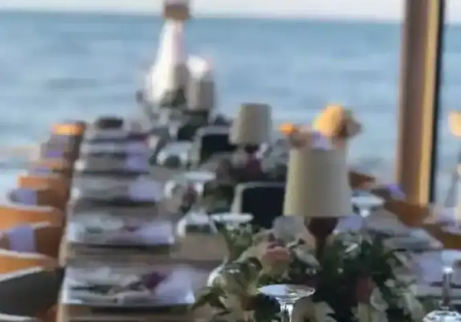 Allesta Plus Beach & Restaurant - İzmir Mekan Rehberi