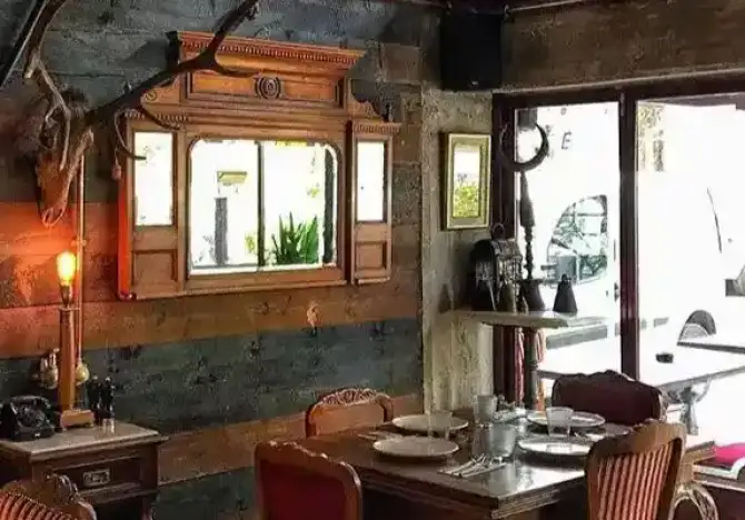 Balmumu Dükkan Lokanta - İzmir Mekan Rehberi