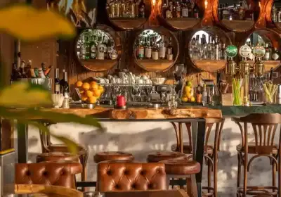 La Pierto Pub & Restaurant