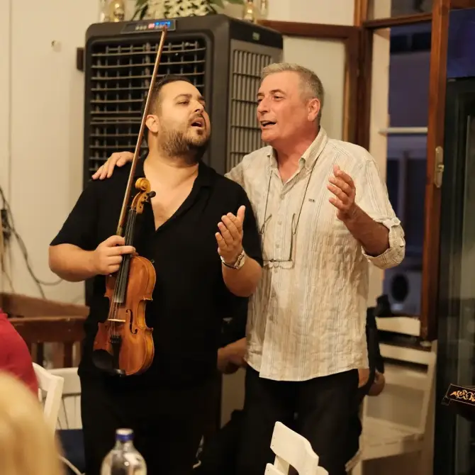 Kalimera Kemeraltı - İzmir Mekan Rehberi