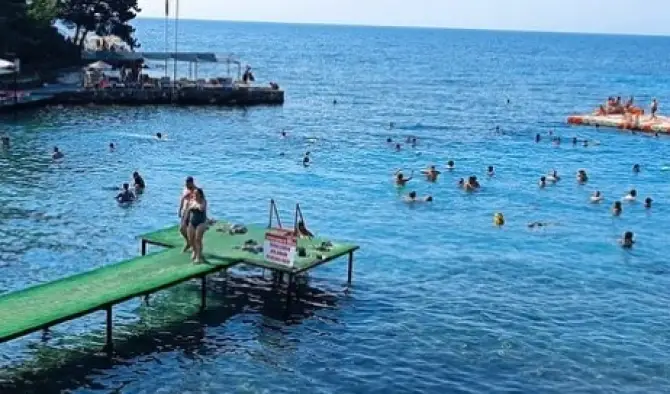 Kayra Beach Club Dikili - İzmir Mekan Rehberi