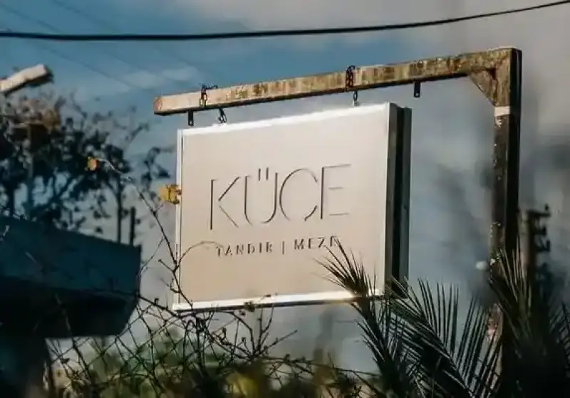 Küçe Tandır Meze - İzmir Mekan Rehberi