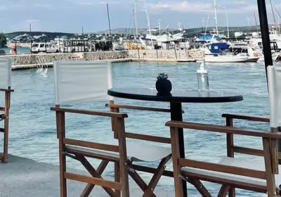 La Lune Yıldızburnu fotoğraf 1 - İzmir Mekan Rehberi