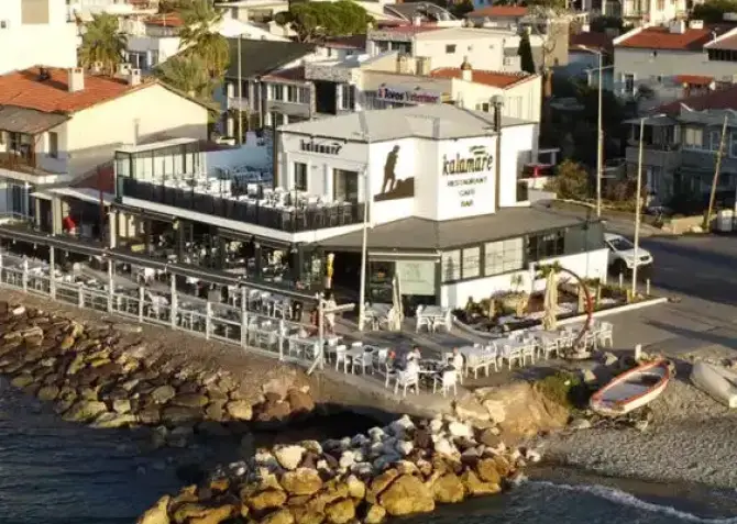 Lagos Kalamare - İzmir Mekan Rehberi