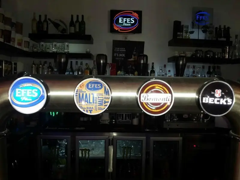 Lost Cafe & Restaurant - İzmir Mekan Rehberi