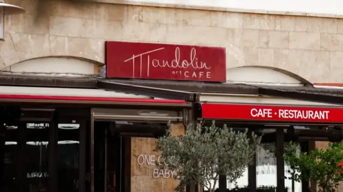 Mandolin Cafe Forum Bornova - İzmir Mekan Rehberi