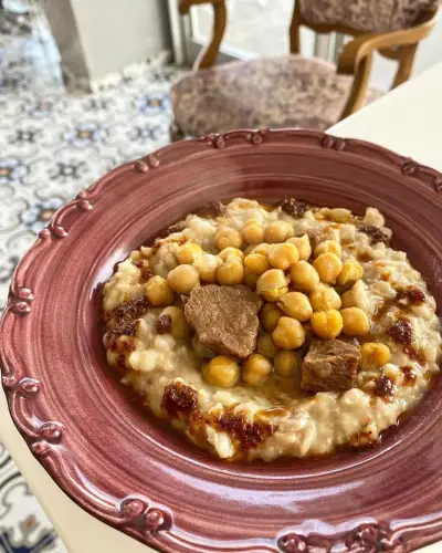 mutfak by nazlı nohut yemeği