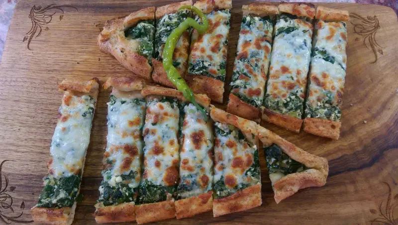 Numan Pide Kemeraltı - İzmir Mekan Rehberi