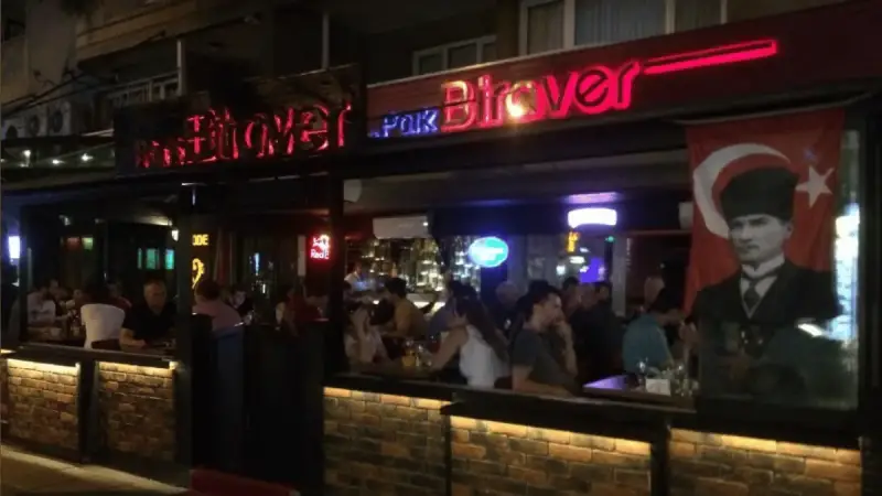 Park Biraver - İzmir Mekan Rehberi