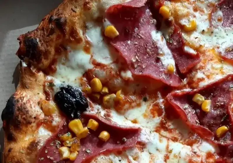 Pizza Luka Konak - İzmir Mekan Rehberi