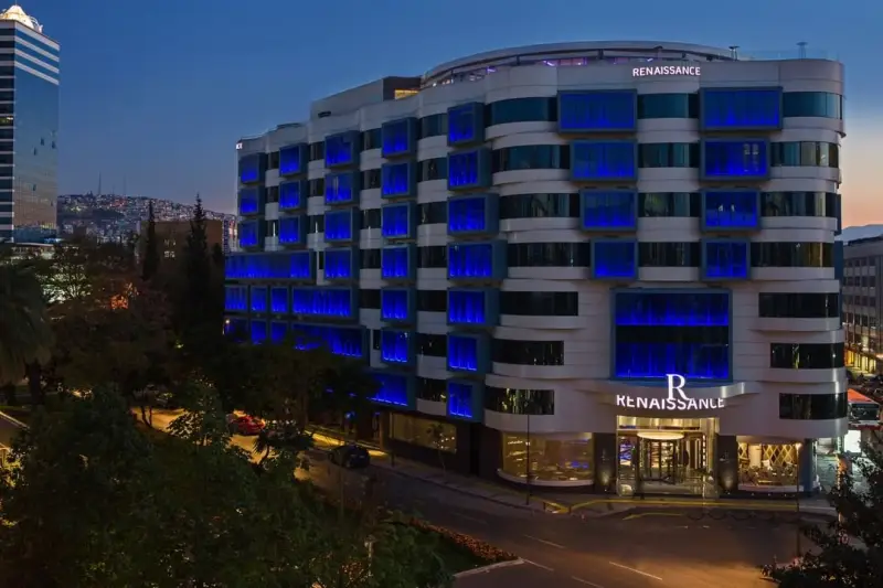 Renaissance İzmir Otel - İzmir Mekan Rehberi
