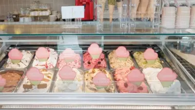 Rose Creme Eski Foça 