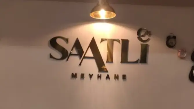 Saatli Meyhane Bornova - İzmir Mekan Rehberi