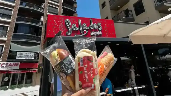 Salados Ataşehir - İzmir Mekan Rehberi