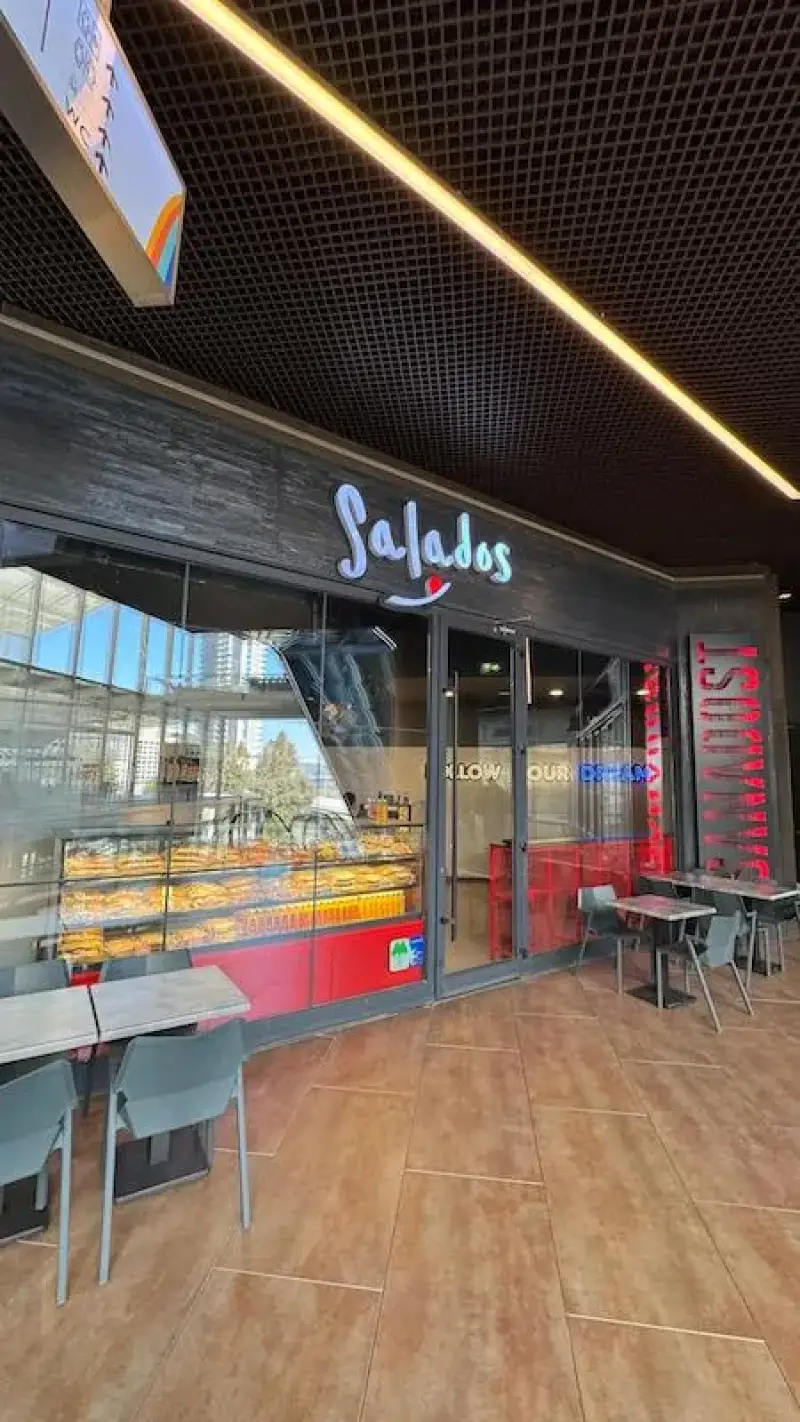 Salados Ege Perla - İzmir Mekan Rehberi