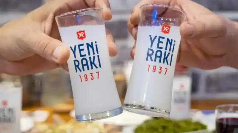 Sancak Meyhane Çamdibi - İzmir Mekan Rehberi