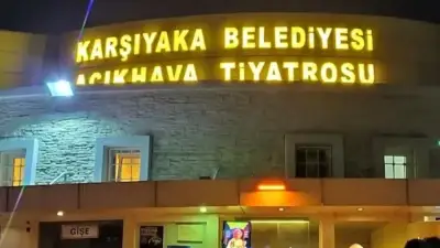 Suat Taşer Açık Hava Tiyatrosu Bostanlı