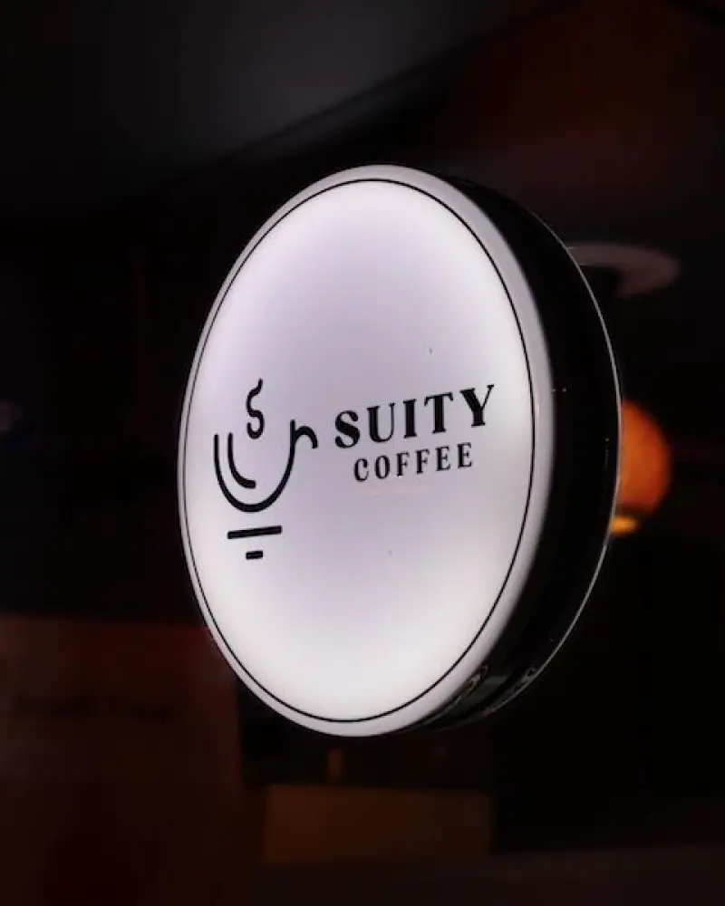 Suity Caffee - İzmir Mekan Rehberi