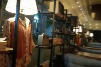 Vintage Cafe - İzmir Mekan Rehberi