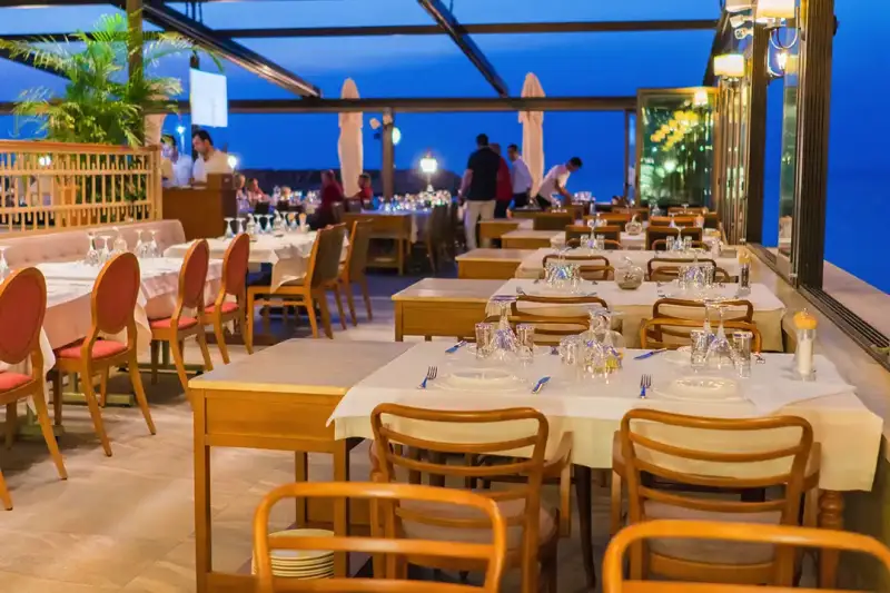 Yalı Balık Güzelbahçe - İzmir Mekan Rehberi