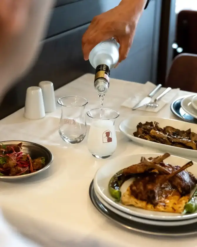 yasefin meyhanesi rakı