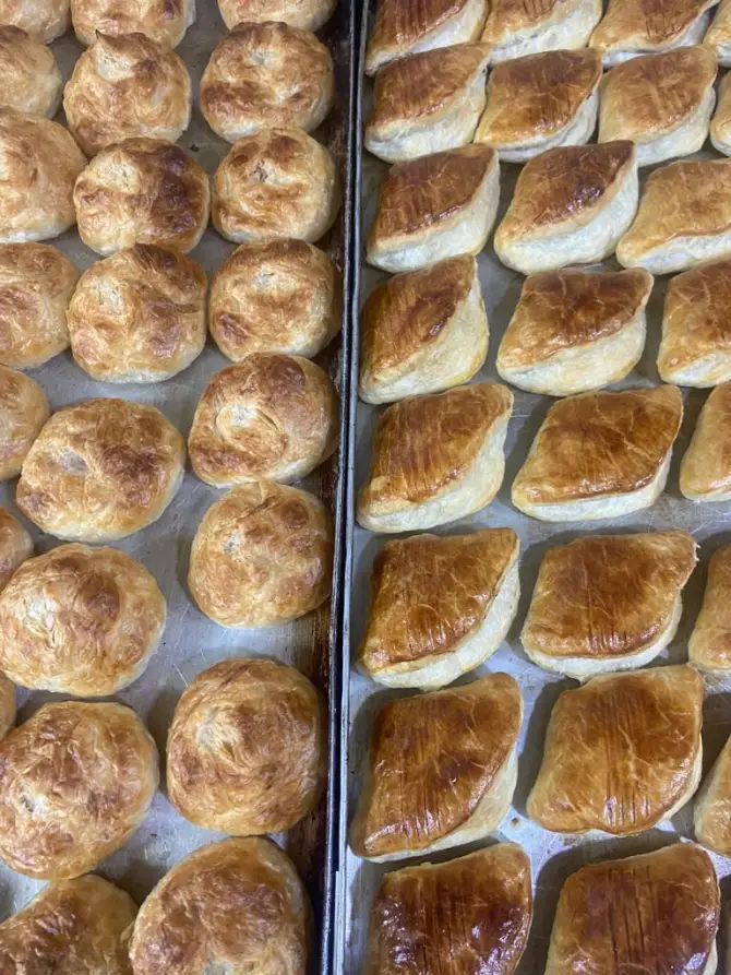 Yayla Gevrek & Börek Fırını - İzmir Mekan Rehberi