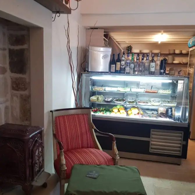 Zeytuni Foça - İzmir Mekan Rehberi