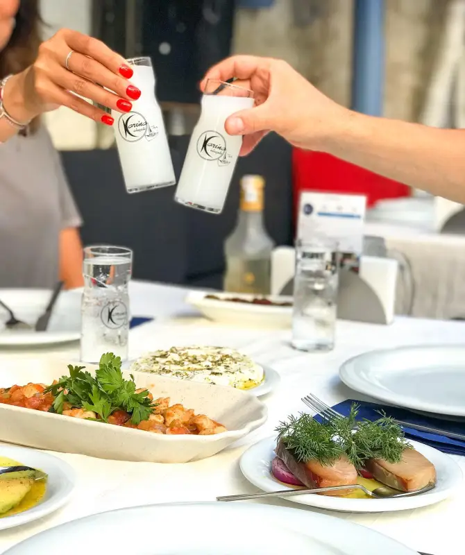 Karina Restaurant Alaçatı - İzmir Mekan Rehberi