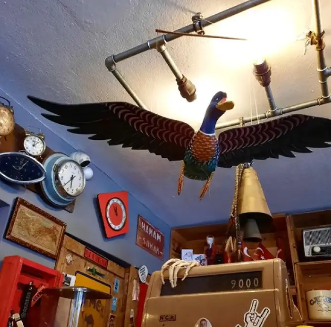 JUNKER Cafe & More - İzmir Mekan Rehberi