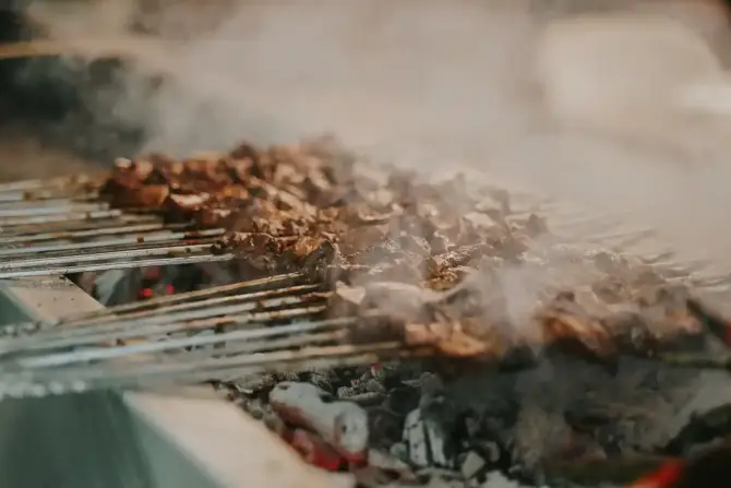 Kadiroğlu Ciğercisi - İzmir Mekan Rehberi