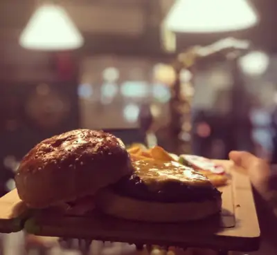 Kalyon Pub fotoğraf 3 - İzmir Mekan Rehberi