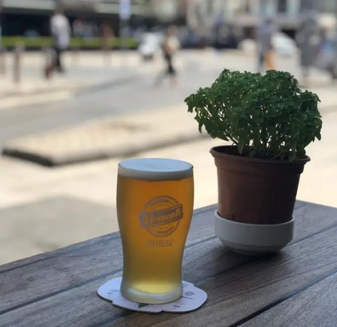 Kalyon Pub - İzmir Mekan Rehberi