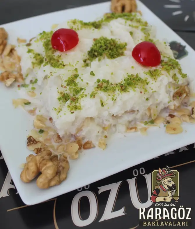 Karagöz Baklavaları - İzmir Mekan Rehberi