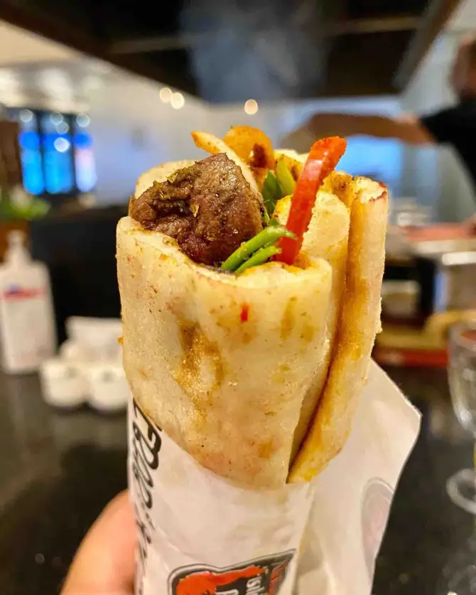 Kebabi Bayraklı - İzmir Mekan Rehberi