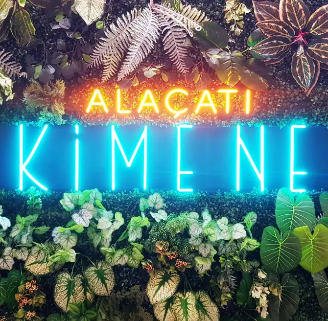 Kime Ne Alaçatı - İzmir Mekan Rehberi