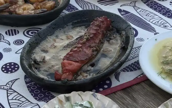 By Kıvırcık Çeşmealtı - İzmir Mekan Rehberi