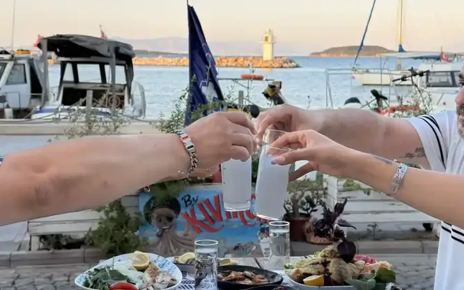By Kıvırcık Çeşmealtı - İzmir Mekan Rehberi