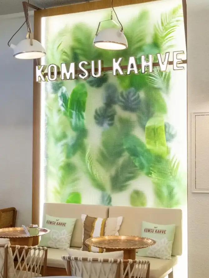 Komşu Kahve Alsancak - İzmir Mekan Rehberi