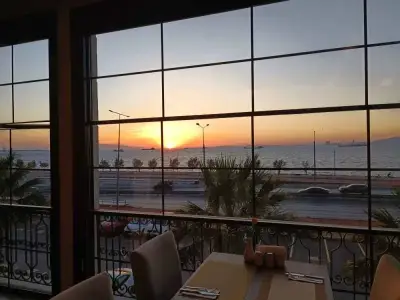 Konak Yalı Restaurant  - İzmir Mekan Rehberi