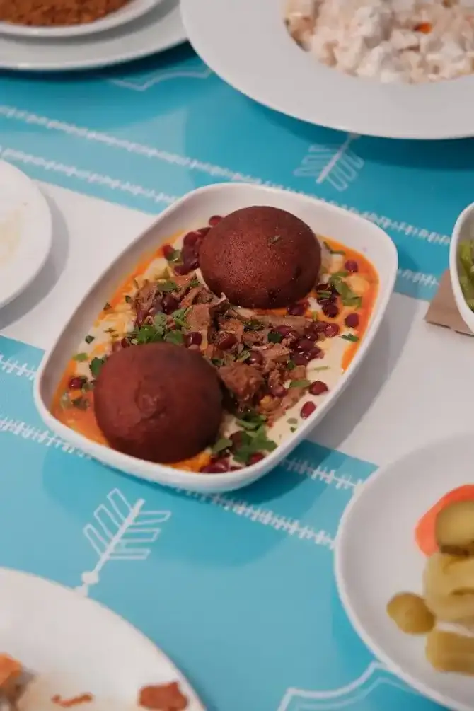 Köşebaşı Gurme Çamdibi - İzmir Mekan Rehberi