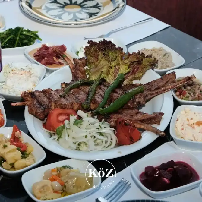 Köz Meyhane Konak - İzmir Mekan Rehberi