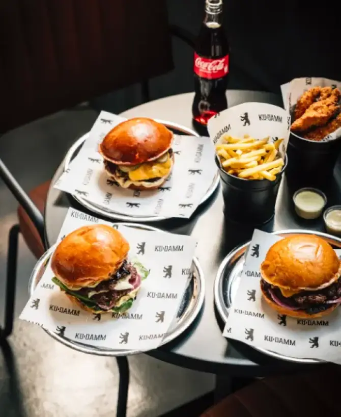 Kudamm Burger & Grill Bar - İzmir Mekan Rehberi