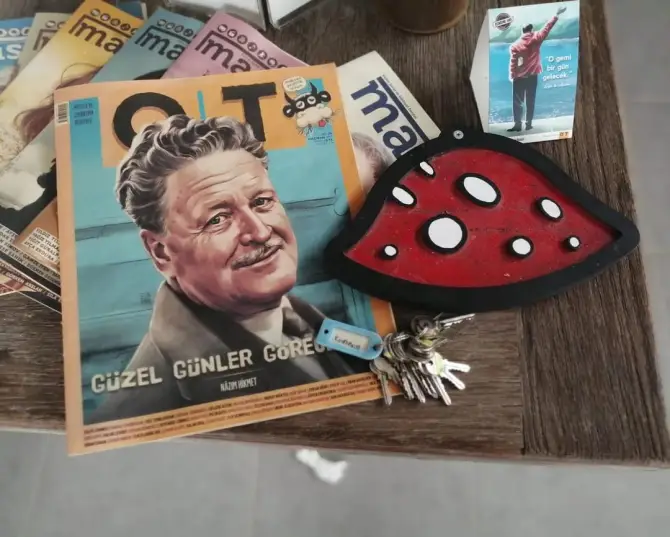 Kültür Mantarı Kitap Kafe - İzmir Mekan Rehberi