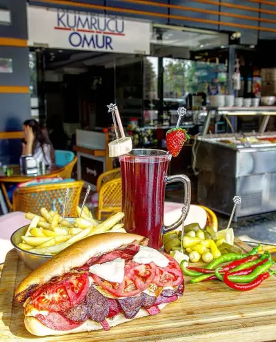 Kumrucu Ömür  fotoğraf 2 - İzmir Mekan Rehberi