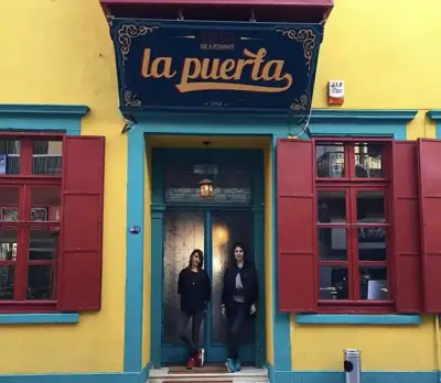 La Puerta Alsancak - İzmir Mekan Rehberi