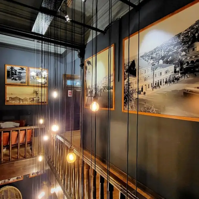 Coffee Lab İzmir Löhner Köşkü - İzmir Mekan Rehberi